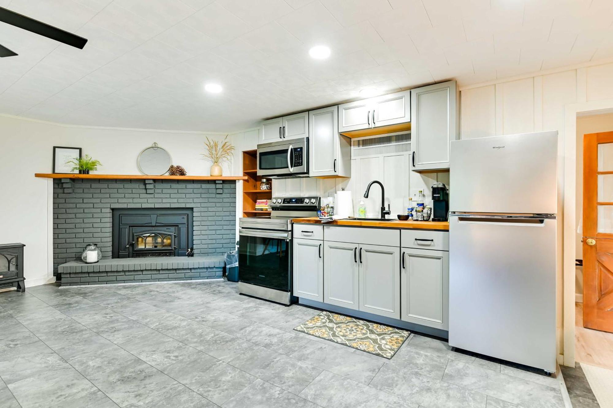 Ballston Spa Modern Studio Less Than 13 Mi To Saratoga Racetrack! מראה חיצוני תמונה
